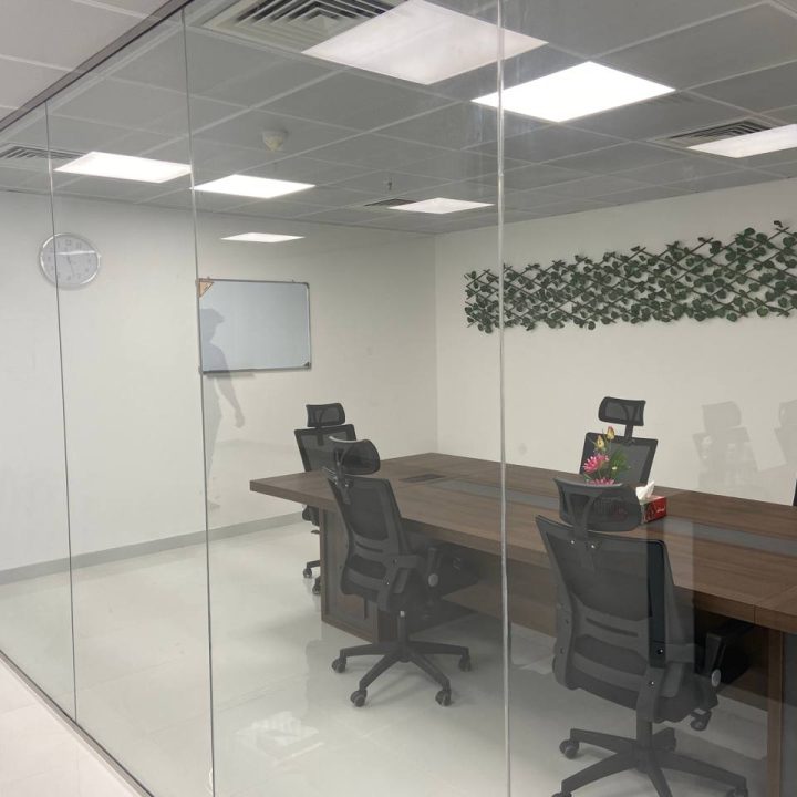 Office glass partition - Office furniture
